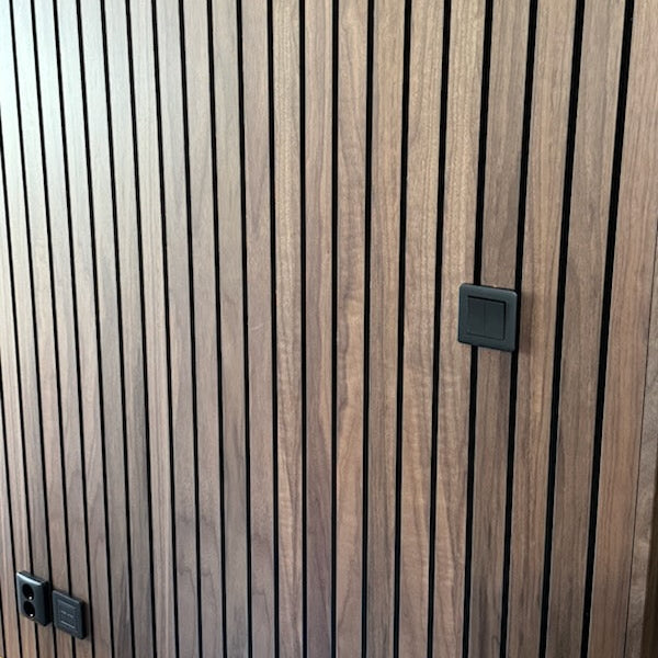 Akustikpanel BRED - Valnöt - NYHET