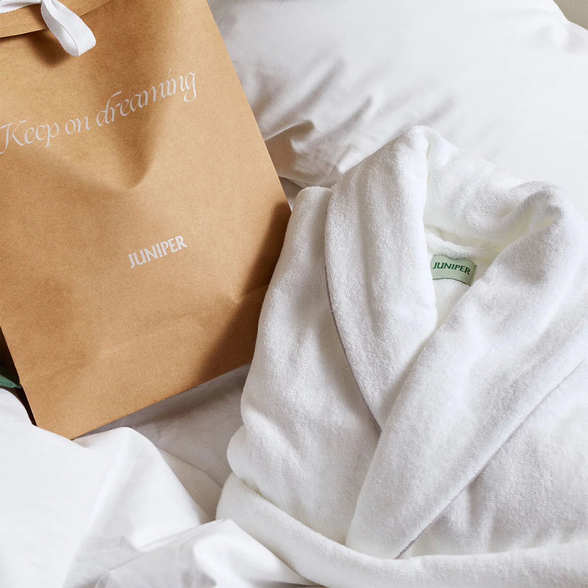 The Hôtel Bathrobe från Juniper